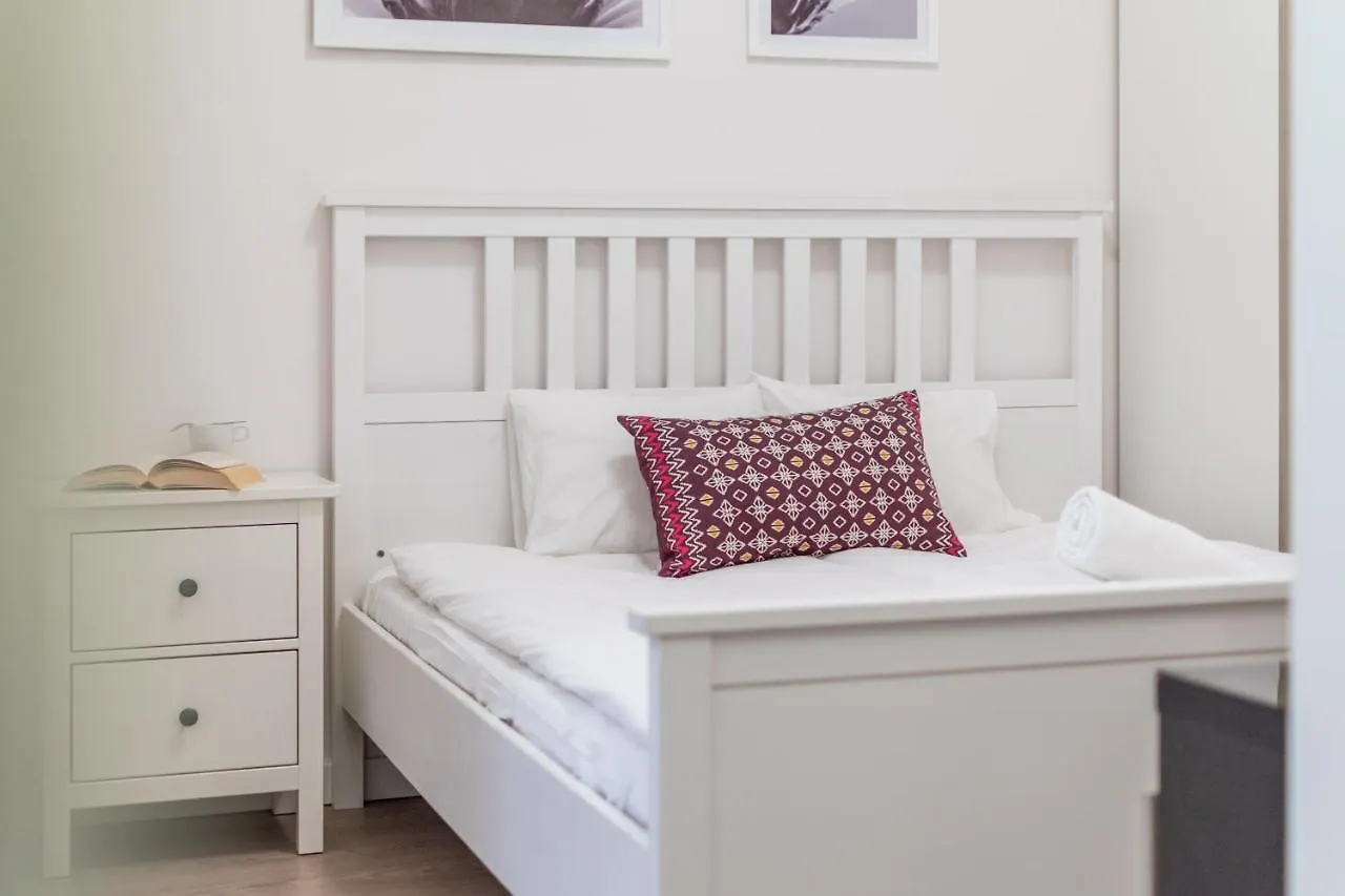 Apartments Old Town 2 Warsaw By Renters Poland